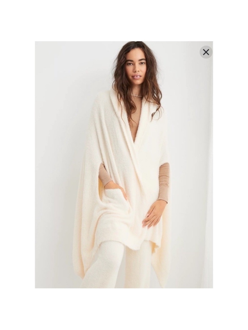 Aerie Cream Fuzzy Hooded Wrap Oversized Eyelash Knit Poncho Shawl O/S Ivory